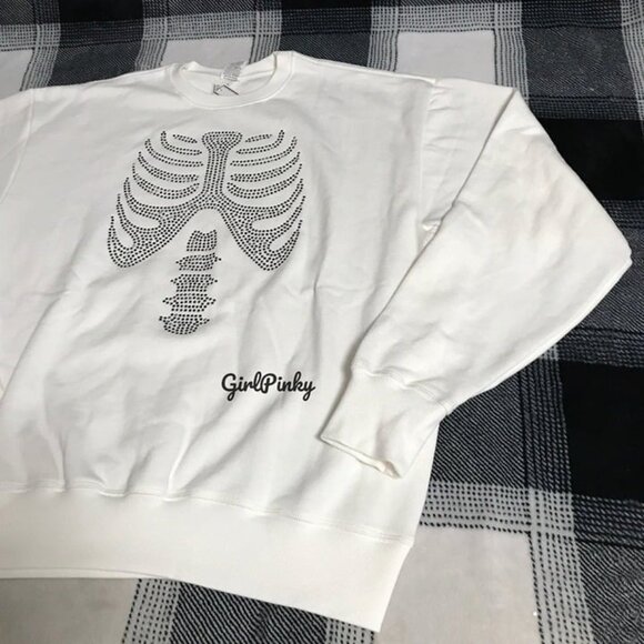 VS PINK BLING HALLOWEEN SWEATSHIRT WHITE & BLACK SKELETON RHINESTONES - Picture 4 of 7